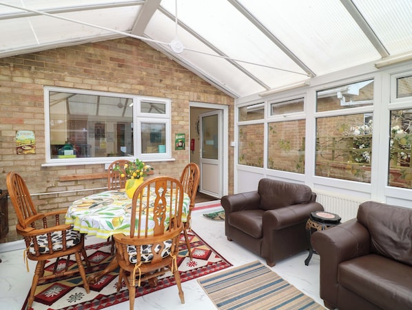 Cottage | Interior