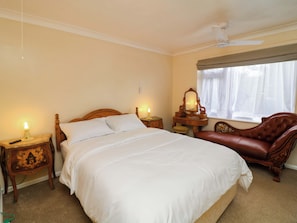 Cottage | Interior