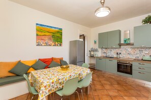 Interior - Apartment 'Lemon Terrace' with Private Terrace, Wi-Fi and Air Conditioning (Catania)