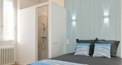 Gästezimmer 4 mit Gemeinschaftspool, Garten und WLAN
