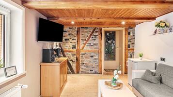 Télévision, lecteur de DVD, chaßne hi-fi