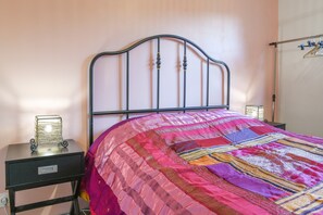 1 bedroom, WiFi, bed sheets - Studio "Chez l’habitant" with Mountain View (Saint-Pierre-d'Albigny)