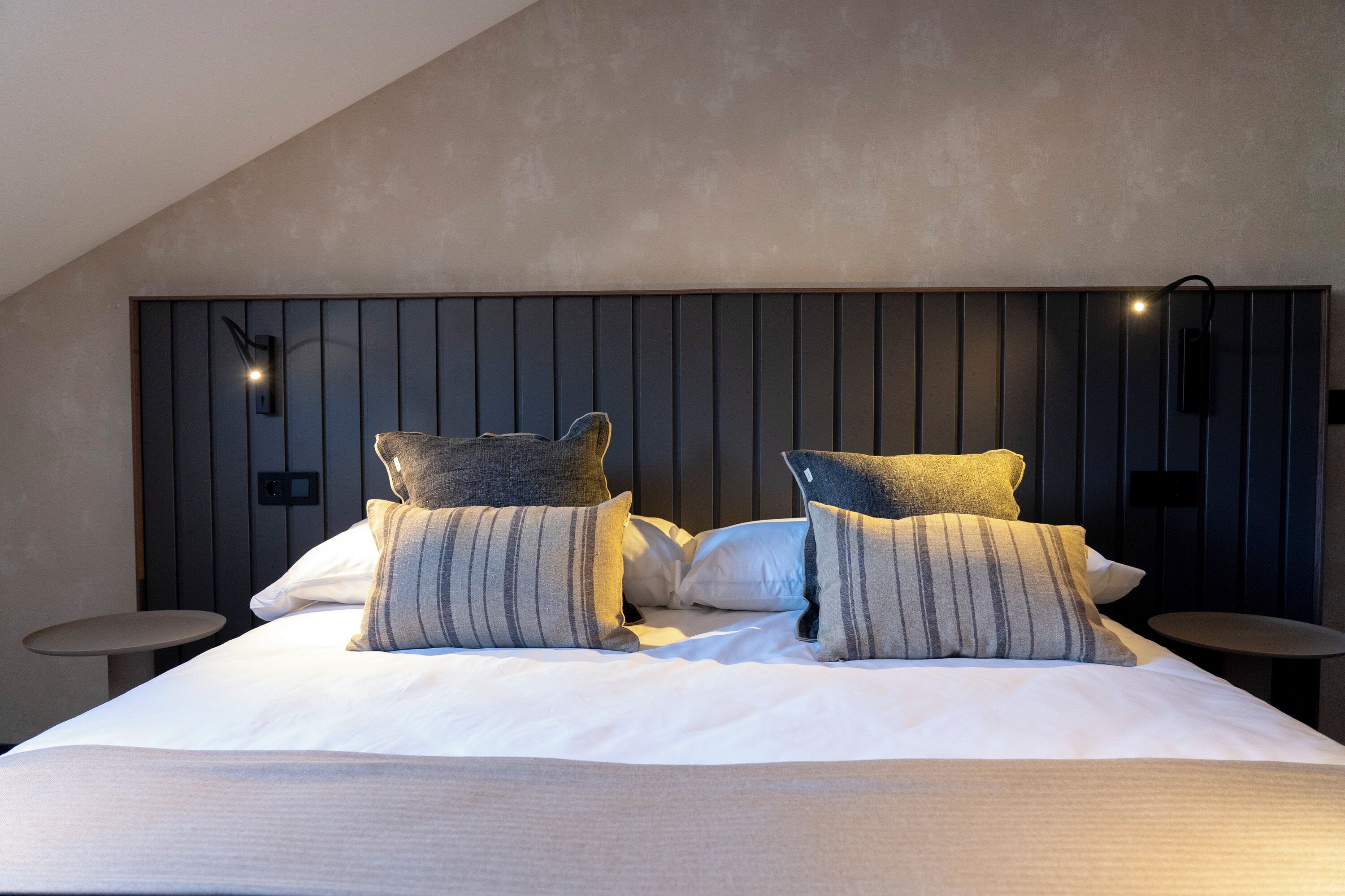 Espace de travail pour ordinateur portable, rideaux occultants