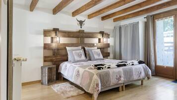 Fer et planche à repasser, Wi-Fi, draps fournis