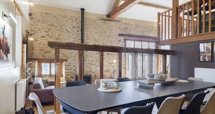 Country House 'Le Ranch Des Ours' with Private Pool, Terrace & Wi-Fi