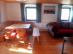 تناول الطعام