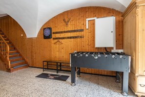 Games room - Fleischmannhof Farmhouse with Shared Terrace & Wi-Fi in Falkenstein, Sleeps 12 (Falkenstein)
