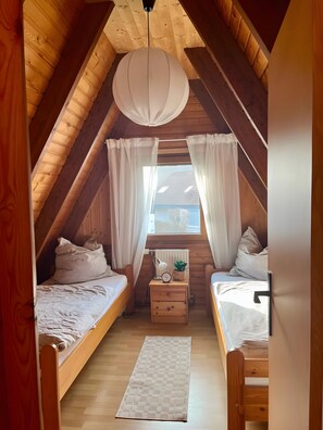 WiFi, bed sheets - Holiday Home Alma – Private Terrace, Wi-Fi, Garden & Coffee Delight Included (Wittmund)