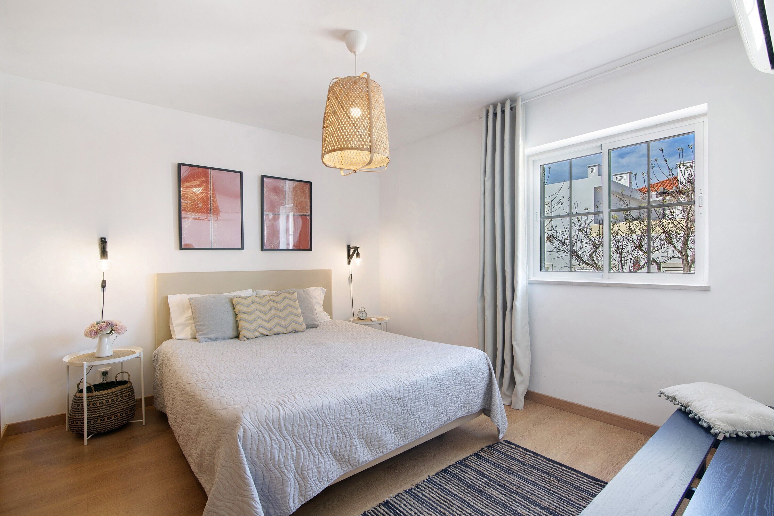 2 makuuhuonetta, silitysrauta/-lauta, Wi-Fi, vuodevaatteet