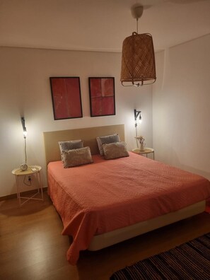 Iron/ironing board, WiFi, bed sheets - Apartment 'Formosa Bay - 1st Floor' with Balcony, Wi-Fi and Air Conditioning (Tavira)