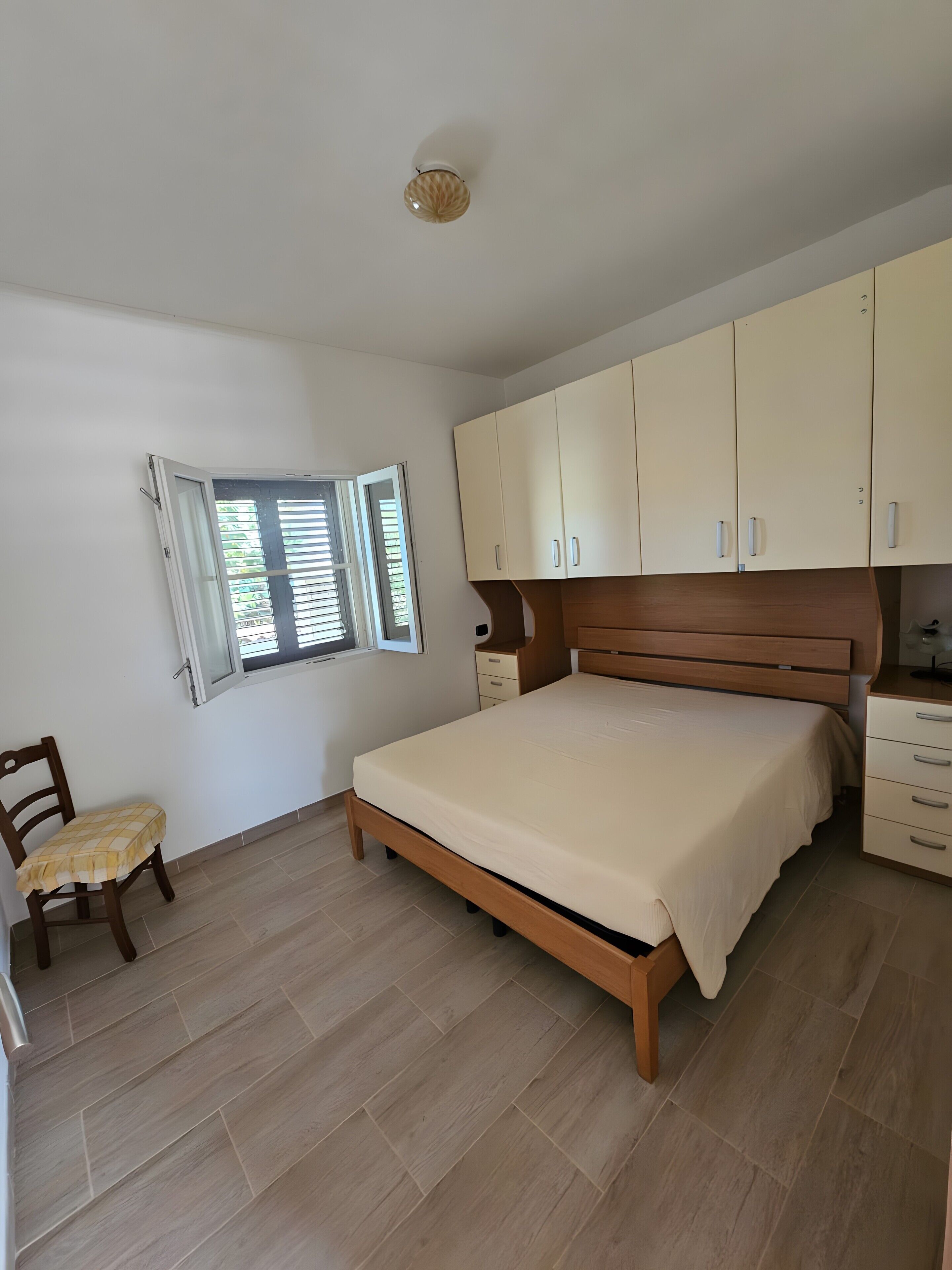 2 makuuhuonetta, vuodevaatteet