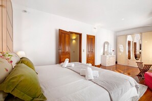 2 slaapkamers, een strijkplank/strijkijzer, wifi, beddengoed