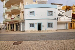 Exterior - Grandma Tina’s Beach House (Armação de Pêra)