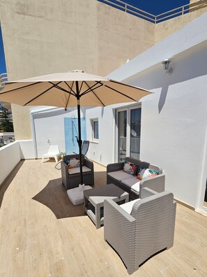 Terrace/patio - Grandma Tina’s Beach House (Armação de Pêra)