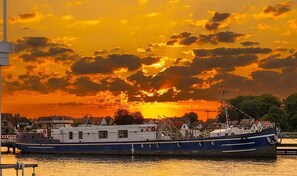 Miscellaneous - Boat 'Commodore' with Sea View, Private Terrace and Wi-Fi (Schleswig)