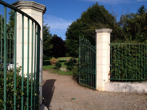 Enceinte de l’hébergement