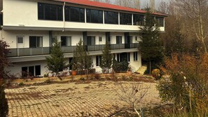 Unclassified image, 3 of 12, button - SARMAŞIK OTEL (Nurhak)