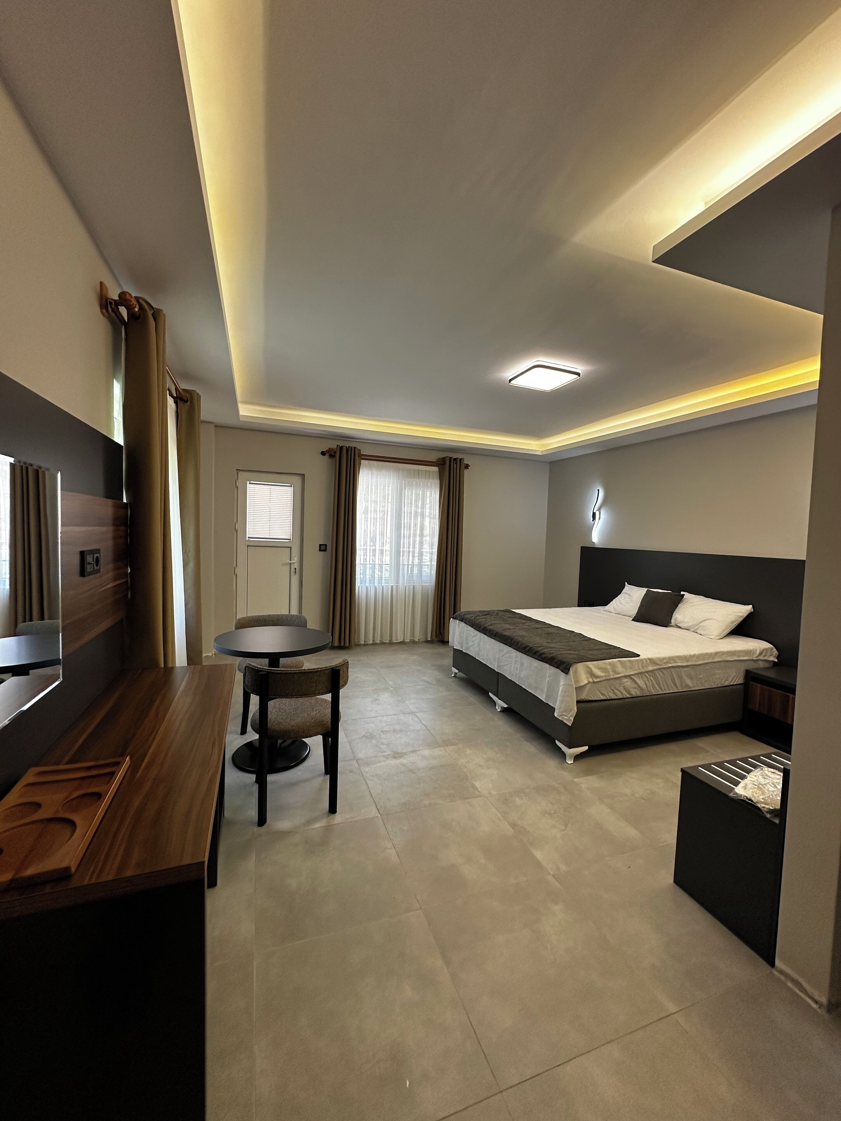 Double Room, Balcony | Desk, laptop workspace, free WiFi