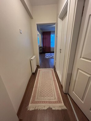 Basic Apartment | Blackout drapes, iron/ironing board - Besiktas1 (İstanbul)