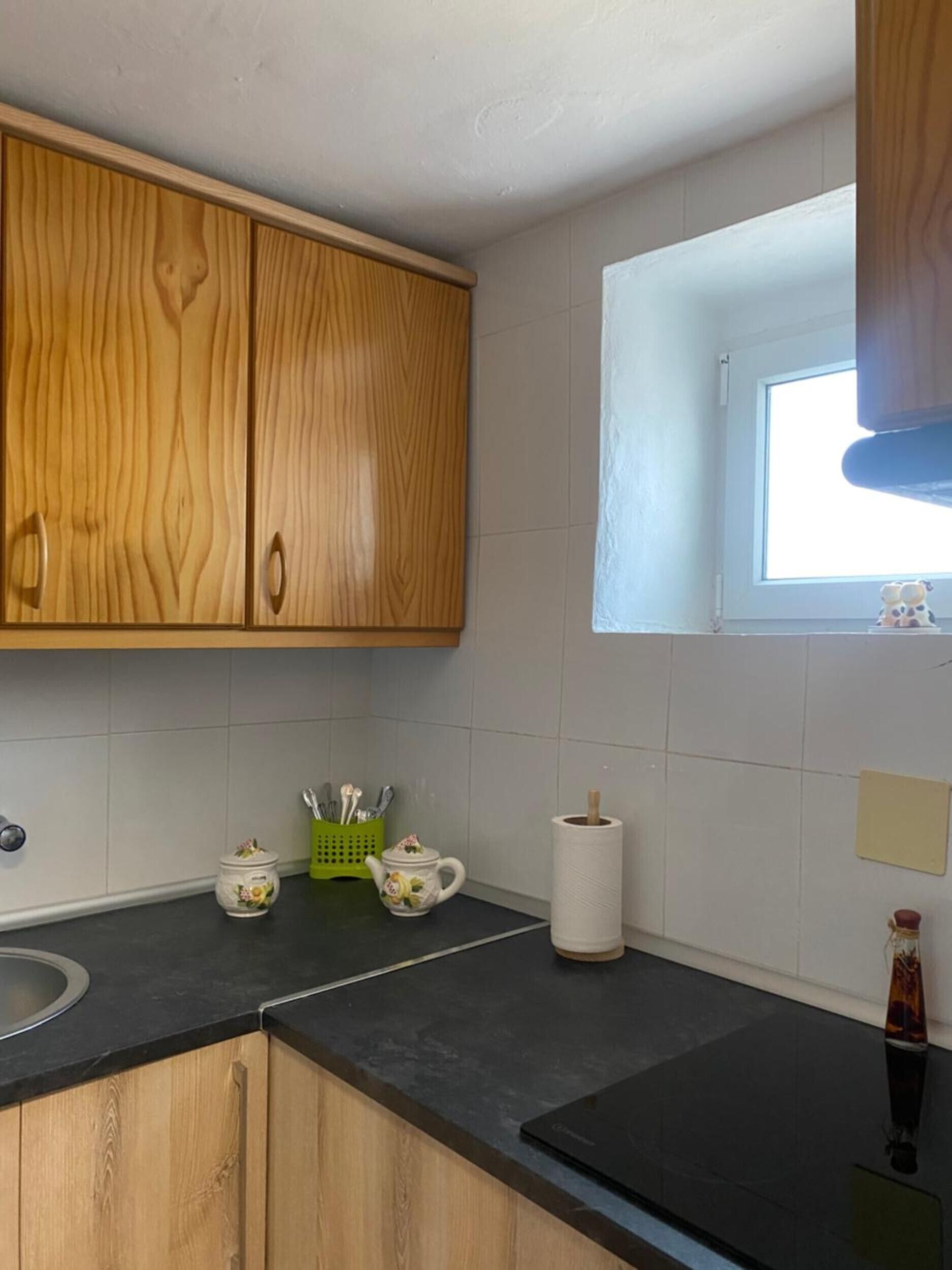 専用キッチン. Holiday Home 'Nora' with Mountain View, Wi-Fi and Air Conditioning