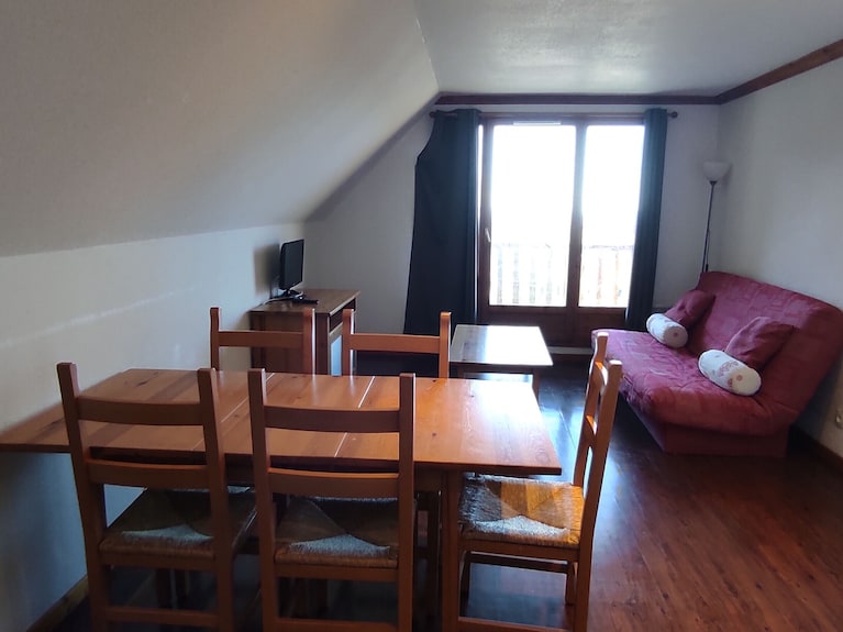Appartement Calme à Super Besse, 5 Pers, Parking Et Piscine - Lac de Bourdouze