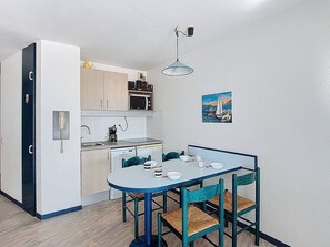 Dining - T3 Apartment in Vieux-Boucau, 6 pers, terrace and parking (Vieux-Boucau-les-Bains)