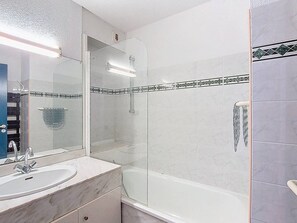 Bathroom - Vieux-Boucau: T2 for 4 people with terrace and lake view (Vieux-Boucau-les-Bains)