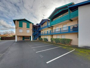 Exterior - Cozy T2 apartment with balcony, pets allowed, private parking (Vieux-Boucau-les-Bains)