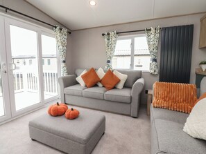 Living area - The Retreat (Morecambe)