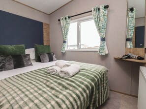 3 bedrooms, individually decorated, individually furnished, free WiFi - The Retreat (Morecambe)