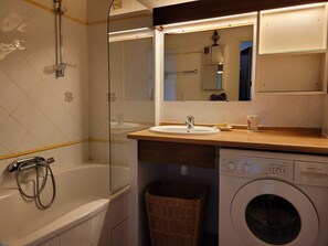 Bathroom - Spacious 3-room apt for 6 with balcony in Pra-Loup (Pra-Loup)