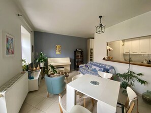 TV - Charming T2 Larressore - Private Parking - WiFi Included (Larressore)