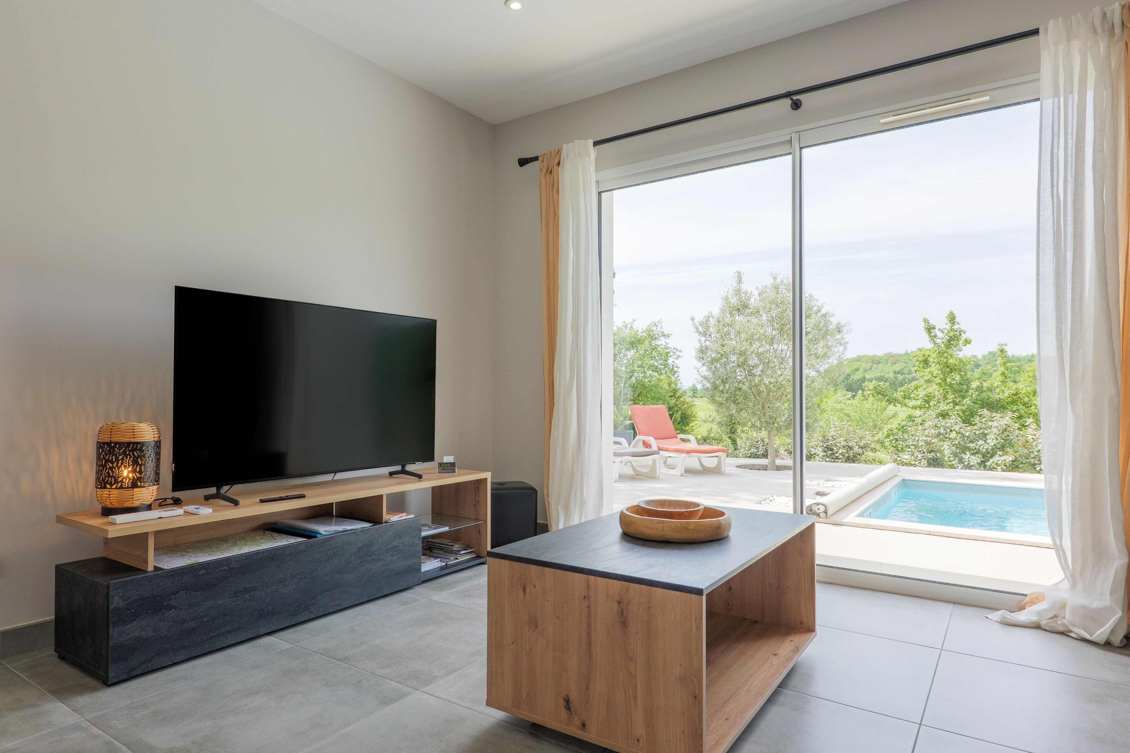 Fernseher