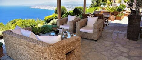 Luksushuvila, merinäköala | Lanai