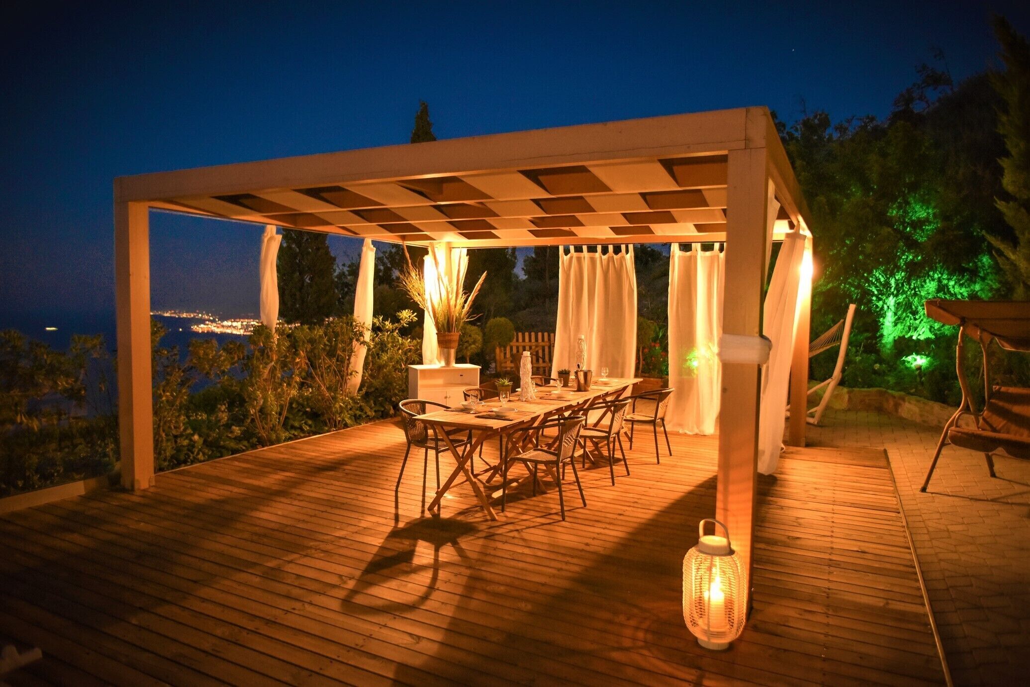 Luxury-Villa, Meerblick | Terrasse/Patio