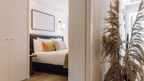 Bügeleisen/Bügelbrett, Reisekinderbett, kostenloses WLAN, Bettwäsche