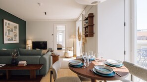 TV - Ando Living - Abrantes 10 House - 204 (Lisbon)