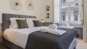 Bügeleisen/Bügelbrett, Reisekinderbett, kostenloses WLAN, Bettwäsche