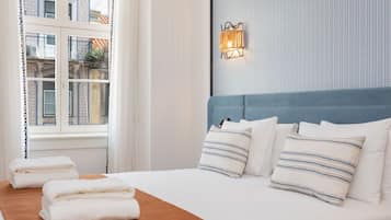 Iron/ironing board, travel cot, free WiFi, bed sheets