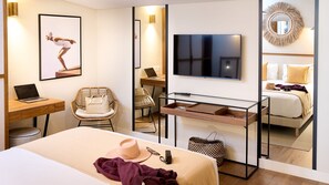 Iron/ironing board, travel cot, free WiFi, bed sheets - Ando Living - Augusta Townhouse - 401 (Lisboa)