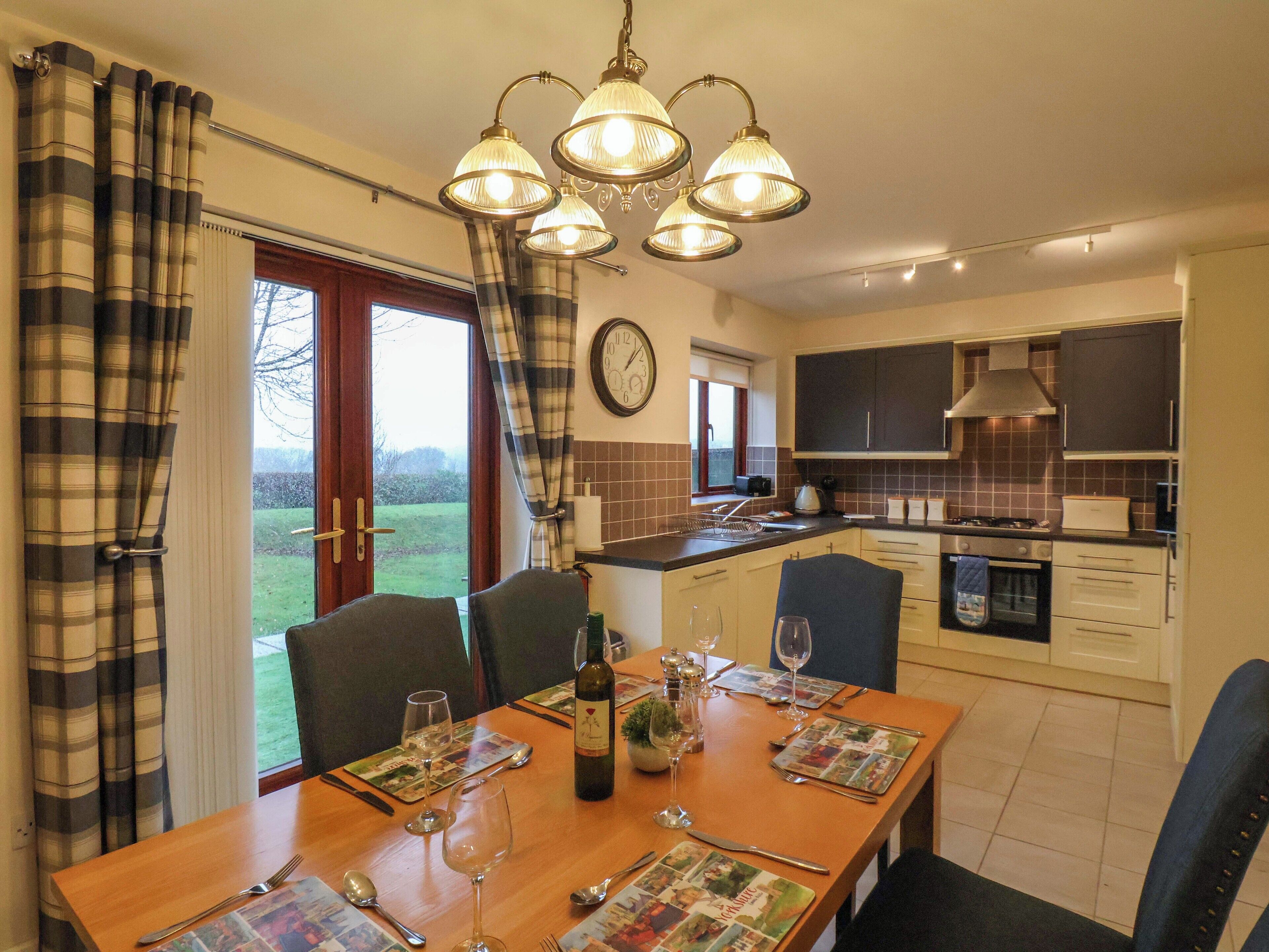 식기 세척기, 조리 도구/접시/주방 기구