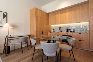 Dining - Ando Living - Santa Catarina Townhouse - 102 (Porto)