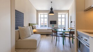 Iron/ironing board, travel cot, free WiFi, bed sheets - Carmo 43 | Apartamento 201 (Lisboa)