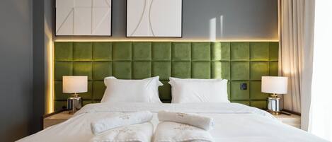 In-room safe, iron/ironing board, free WiFi, bed sheets