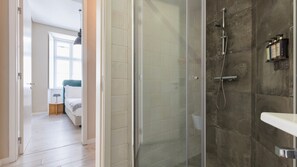 Hair dryer, towels - Carmo 43 | Apartamento 203 (Lisboa)
