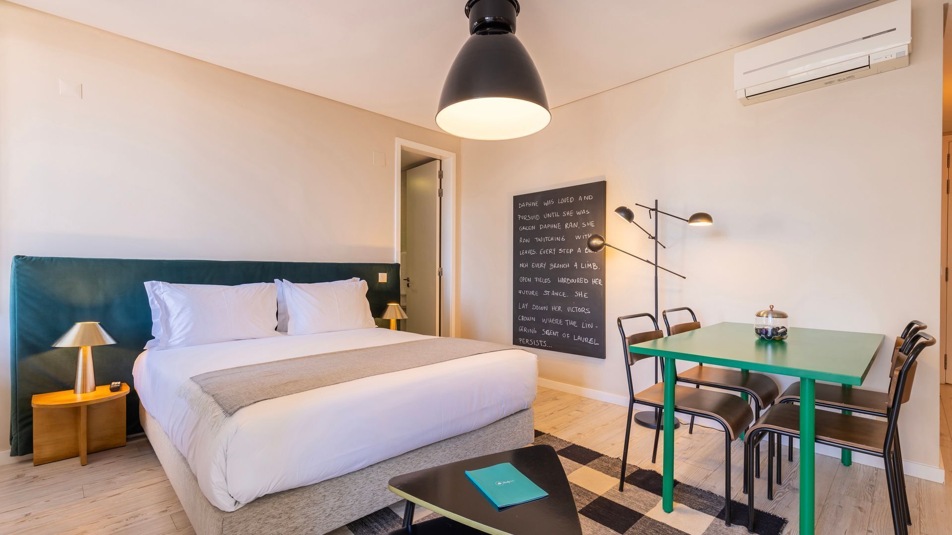 Strykejern/-brett, reiseseng for barn, wi-fi (inkludert) og sengetøy