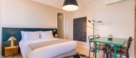 Strykejern/-brett, reiseseng for barn, wi-fi (inkludert) og sengetøy