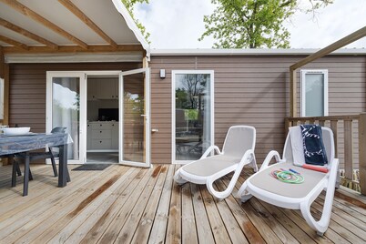 Mobile Home “Riviera 48” with Shared Pool, Communal Terrace and Wi-Fi