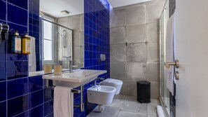 Hair dryer, towels - Carmo 43 | Apartamento 304 (Lisboa)