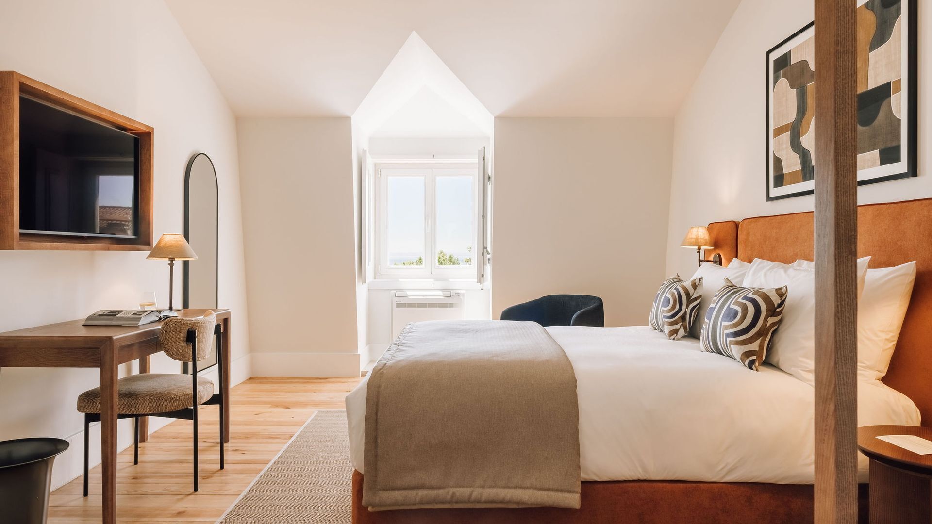 Bügeleisen/Bügelbrett, Reisekinderbett, kostenloses WLAN, Bettwäsche